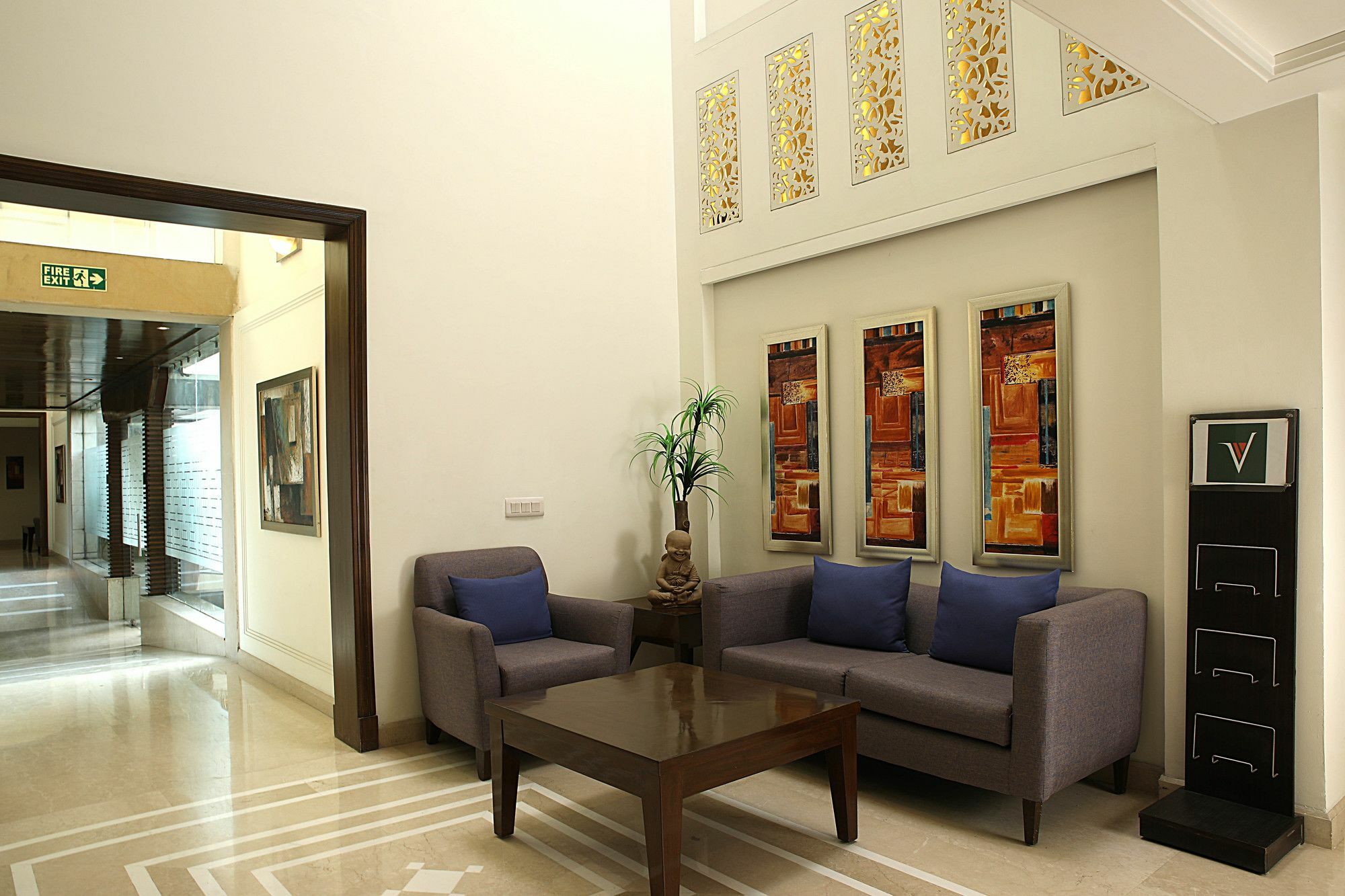 Inde Hotel Signature Tower Ґурґаон Екстер'єр фото